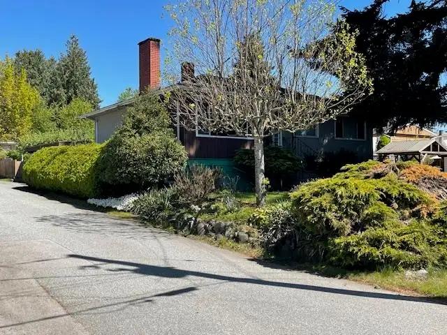 4457 WATLING STREET - photo 2 of 11