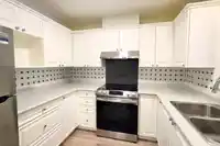 205 2970 PRINCESS CRESCENT - thumbnail 7