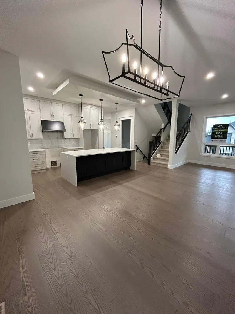 1527 DAYTON STREET - photo 4 of 10