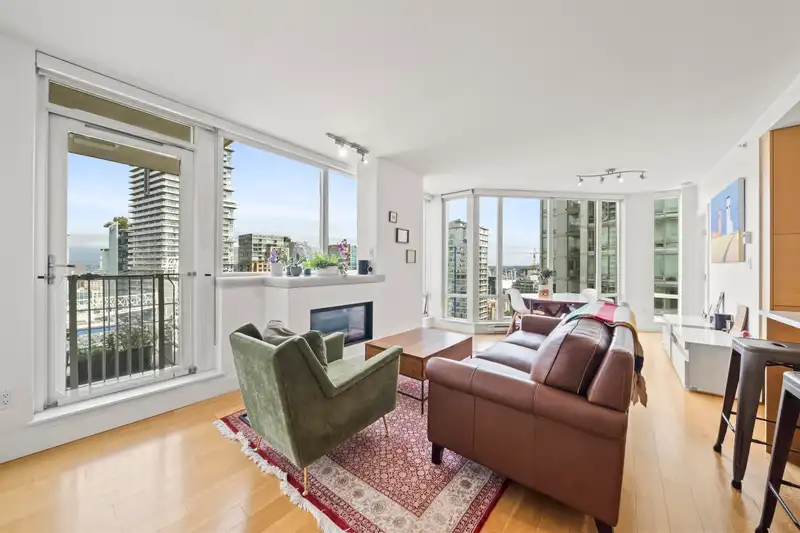 2505 565 SMITHE STREET - photo 2 of 35