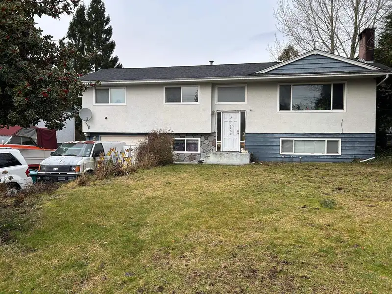 11439 80 AVENUE - photo 1 of 6