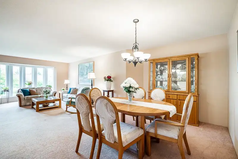 18963 SUNRISE AVENUE - photo 4 of 38