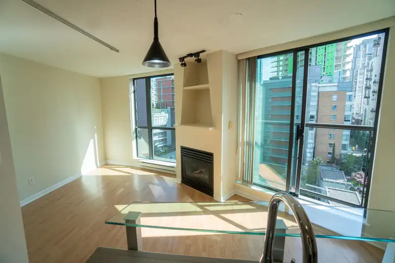 1008 501 PACIFIC STREET - photo 3 of 22