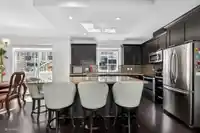 11 2925 KING GEORGE BOULEVARD - thumbnail 5