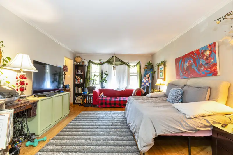 1341 E 29TH AVENUE - photo 3 of 25