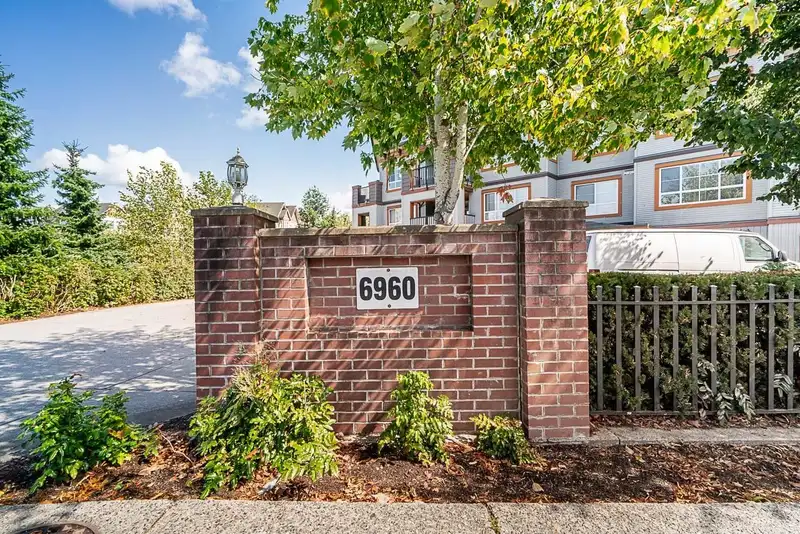 106 6960 120 STREET - photo 2 of 27