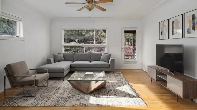 621 WATER AVENUE - photo 4 of 25