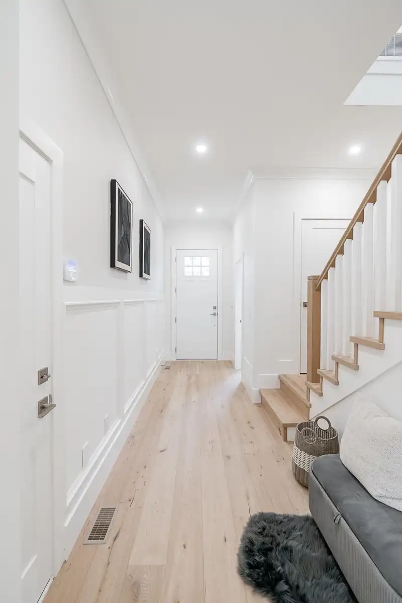 102 16612 18A AVENUE - photo 4 of 36