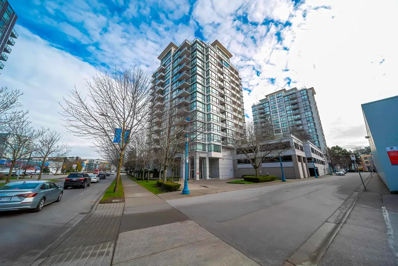 806 7555 ALDERBRIDGE WAY - photo 3 of 25