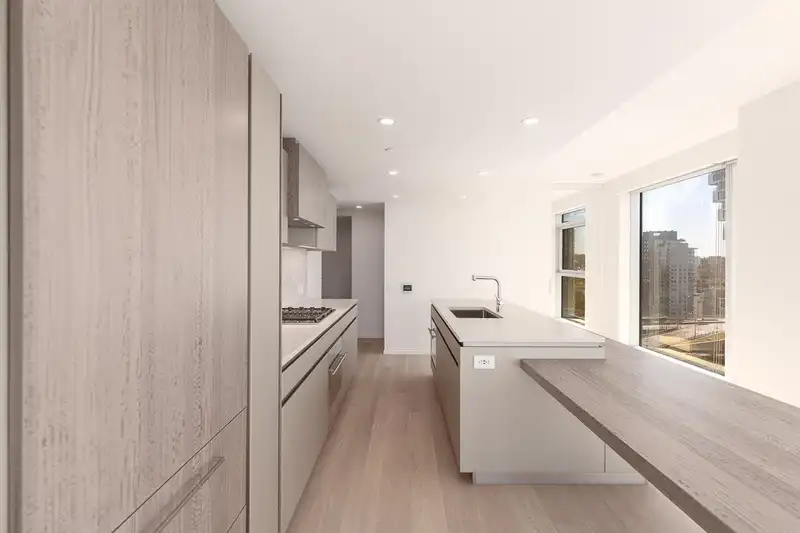 1403 889 PACIFIC STREET - photo 4 of 32