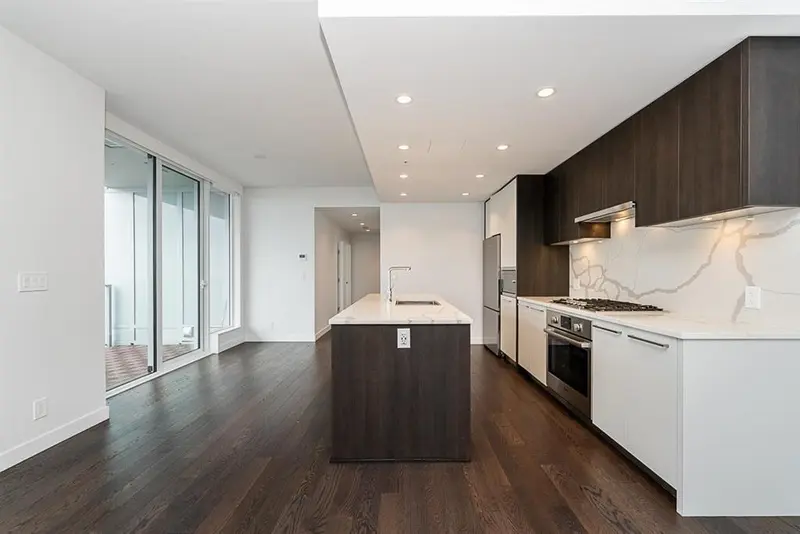 4601 567 CLARKE ROAD - photo 4 of 25