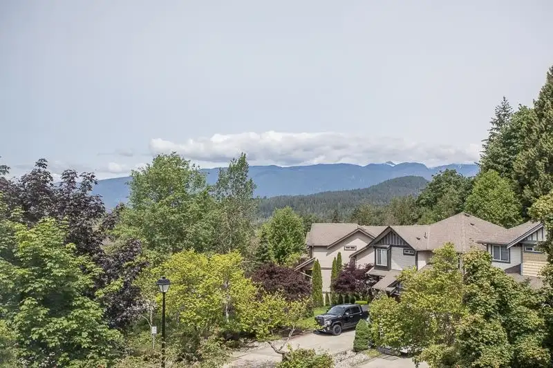 23058 FOREMAN DRIVE - photo 2 of 40