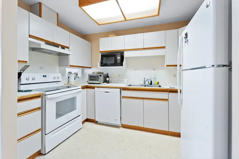 43 23580 DEWDNEY TRUNK ROAD - photo 3 of 26