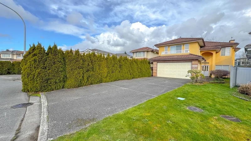 10675 MCKESSOCK PLACE - photo 2 of 25