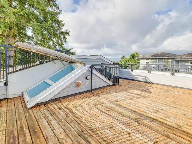 59 6528 DENBIGH AVENUE - photo 1 of 23