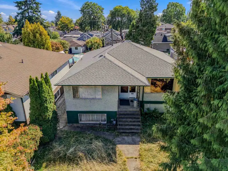 1154 E 53RD AVENUE - photo 1 of 25