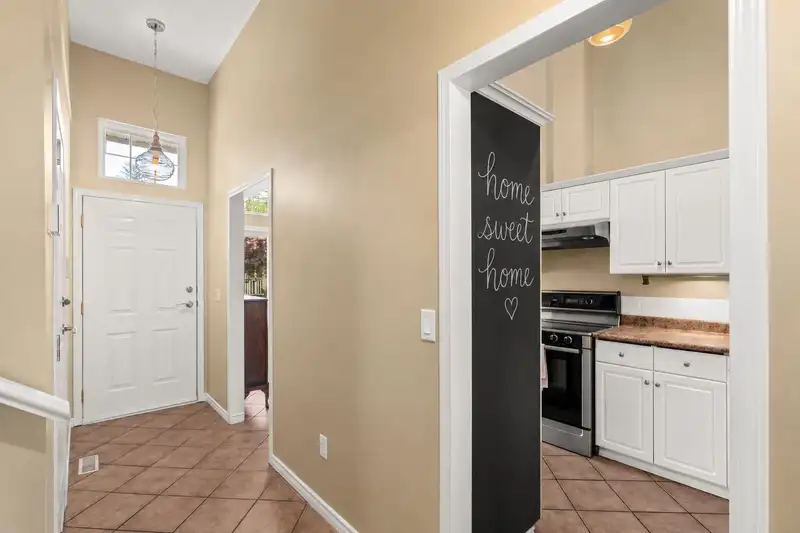 14 20788 87 AVENUE - photo 3 of 40