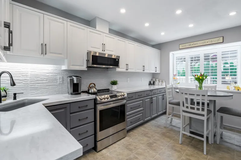 5887 184B STREET STREET - photo 4 of 25