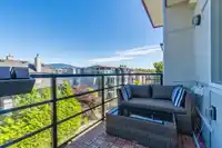 404 2389 HAWTHORNE AVENUE - thumbnail 5