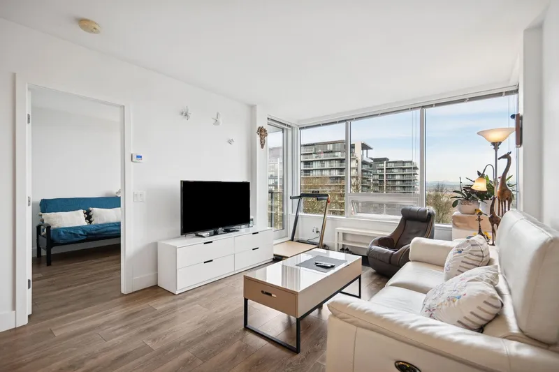 1110 5233 GILBERT ROAD - photo 3 of 25