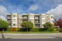 305 15389 ROPER AVENUE - thumbnail 3