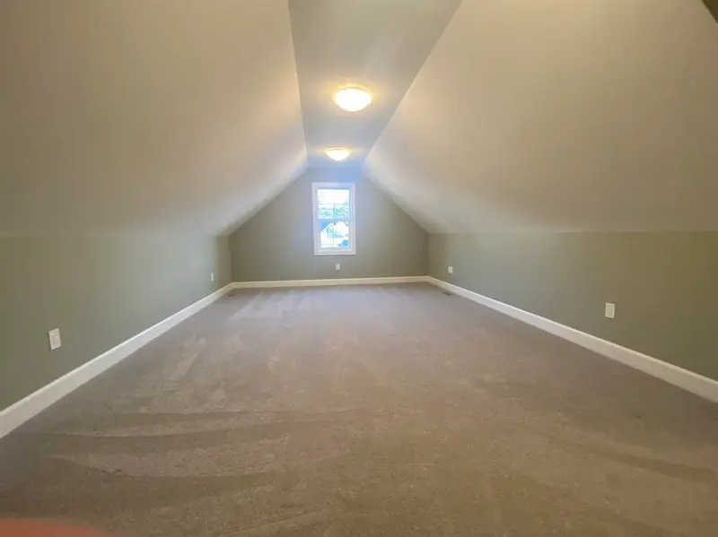 1945 PEREGRINE PLACE - photo 2 of 12