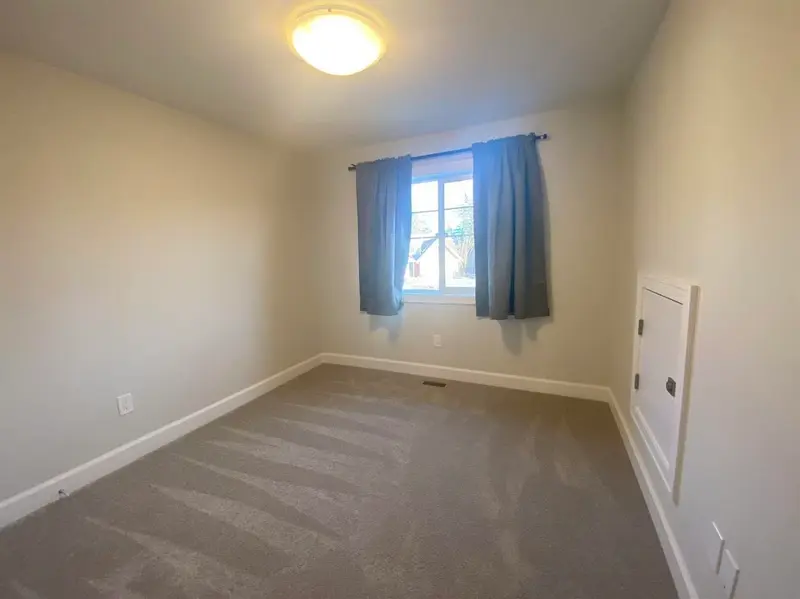 1945 PEREGRINE PLACE - photo 3 of 12