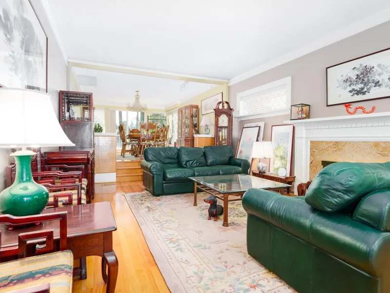 1450 W 40TH AVENUE - photo 4 of 21