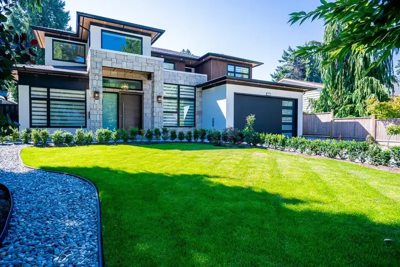13038 15A AVENUE - photo 1 of 40