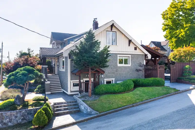 1701 SEVENTH AVENUE - photo 2 of 40