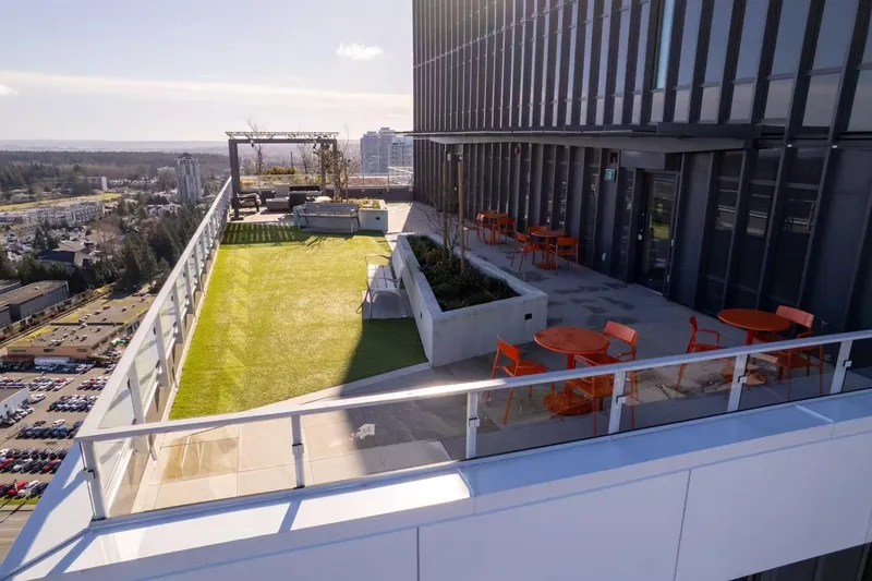 1204 10428 WHALLEY BOULEVARD - photo 4 of 25