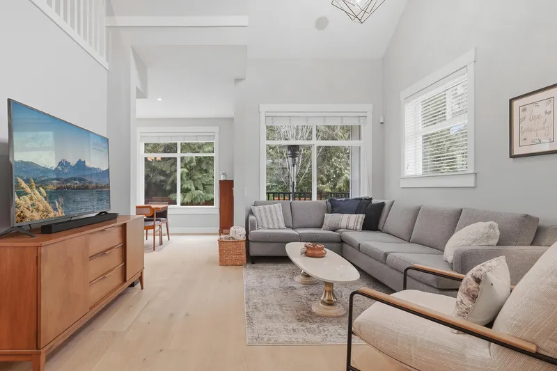 25 15237 36 AVENUE - photo 3 of 25