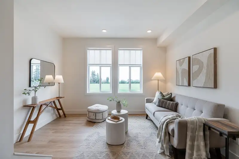 179 2350 165 STREET - photo 2 of 13