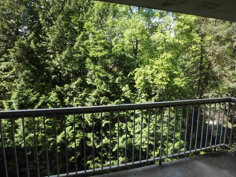 718 2012 FULLERTON AVENUE - photo 3 of 29