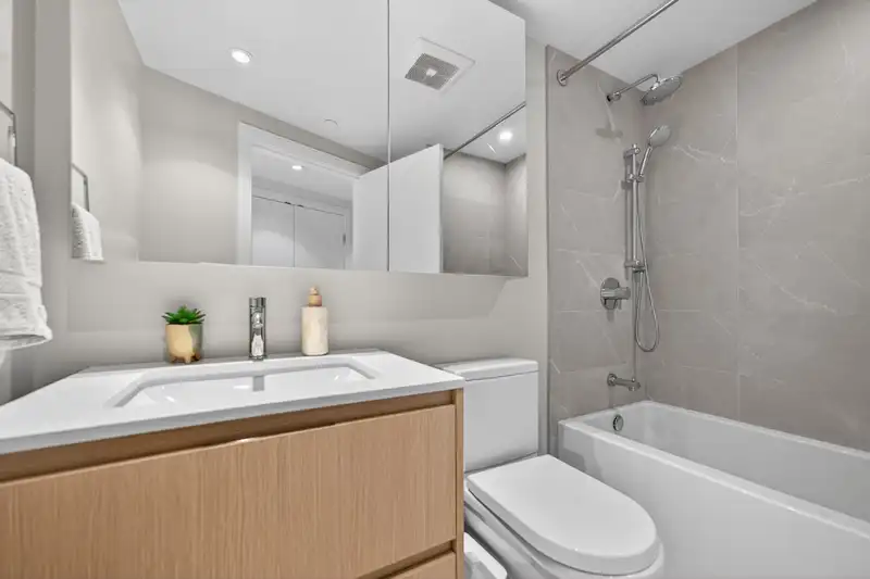 807 1500 FERN STREET - photo 4 of 31