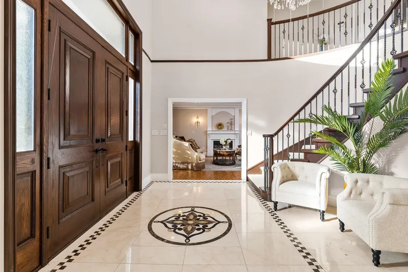 6968 CHURCHILL STREET - photo 3 of 25