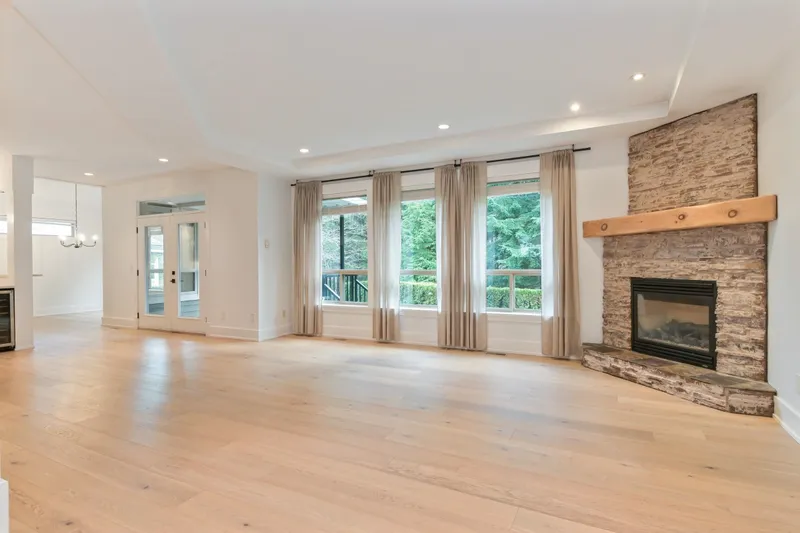 12 3800 GOLF COURSE DRIVE - photo 4 of 25