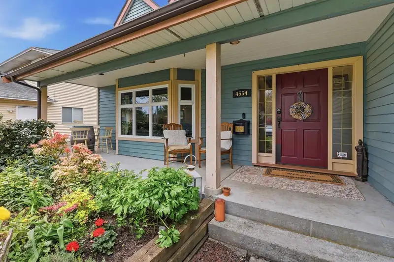 4554 48B STREET - photo 2 of 40