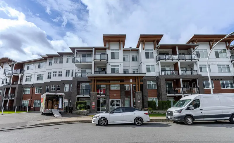 230 5415 BRYDON CRESCENT - photo 2 of 22