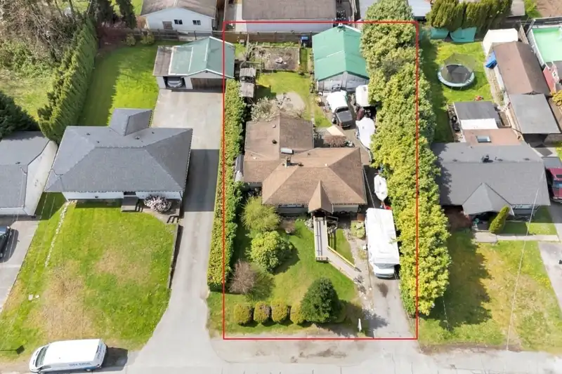 11963 221 STREET - photo 2 of 25