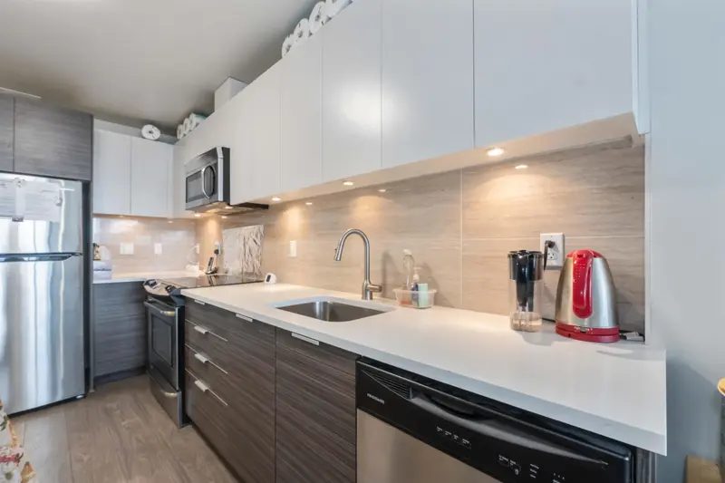 1202 13303 CENTRAL AVENUE - photo 4 of 16