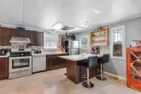 400A SUNDANCE CRESCENT - thumbnail 2