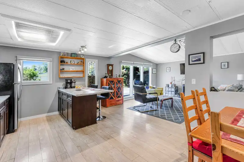 400A SUNDANCE CRESCENT - photo 3 of 18