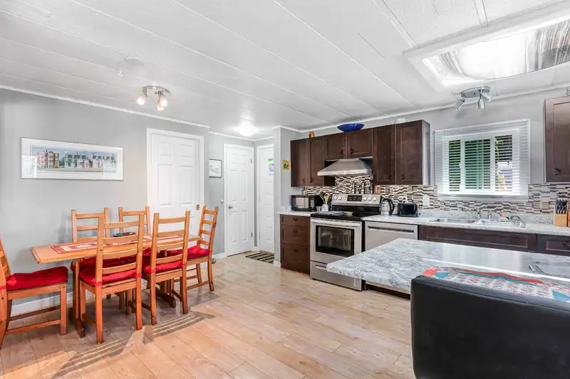 400A SUNDANCE CRESCENT - photo 4 of 18