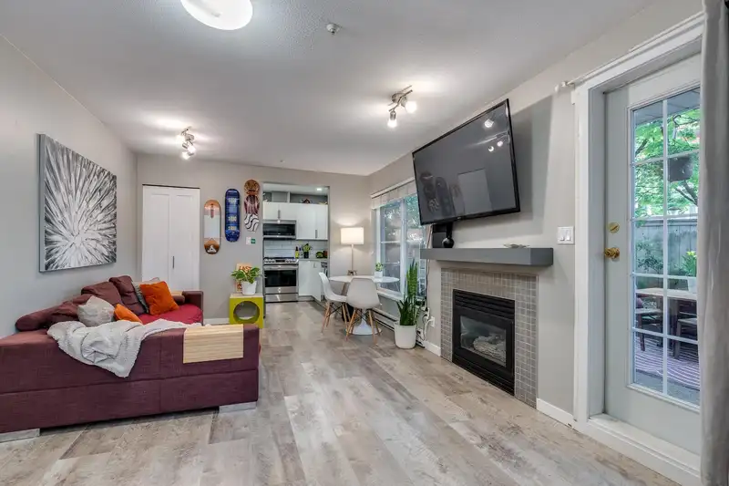 101 245 ST. DAVIDS AVENUE - photo 1 of 22
