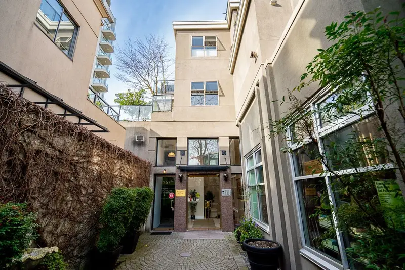 204 1765 MARINE DRIVE - photo 4 of 25