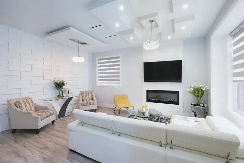 2211 154 STREET - photo 4 of 34