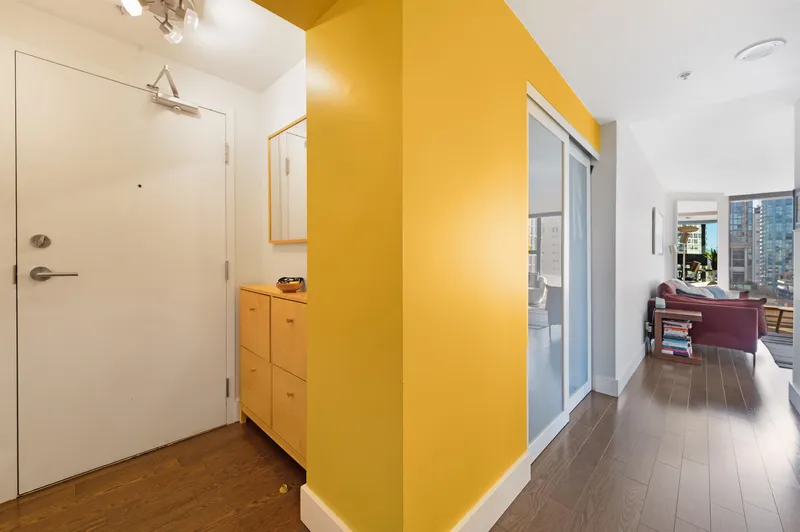 1403 1155 HOMER STREET - photo 3 of 25