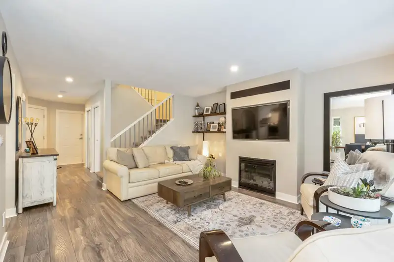 33 11737 236 STREET - photo 4 of 27