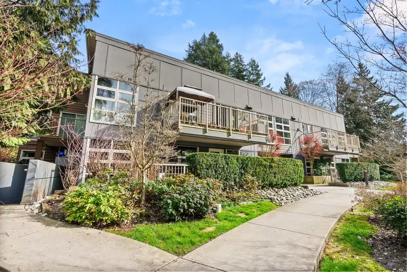 201 2832 CAPILANO ROAD - photo 1 of 20